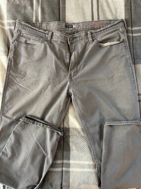 Ne's pnat, jean cut, grey